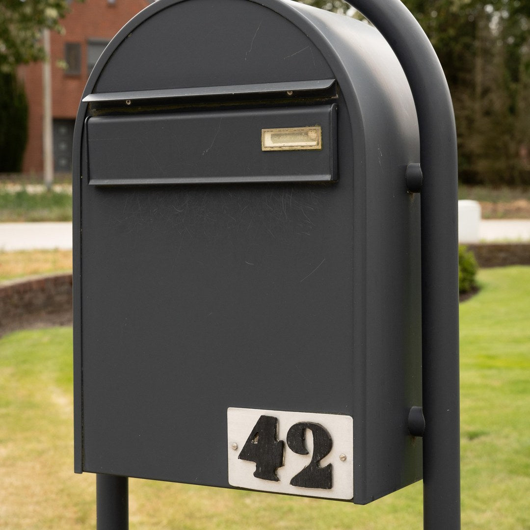 Restored anthracite mailbox